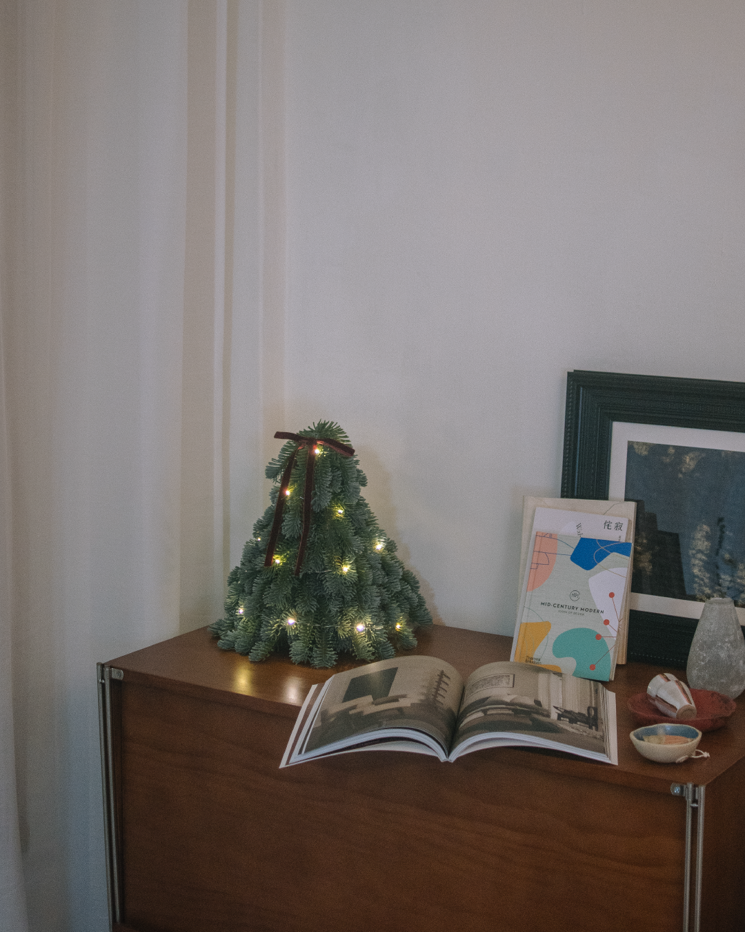 noble fir 仿真諾貝松聖誕小樹 30cm(附贈燈串、緞帶蝴蝶結)