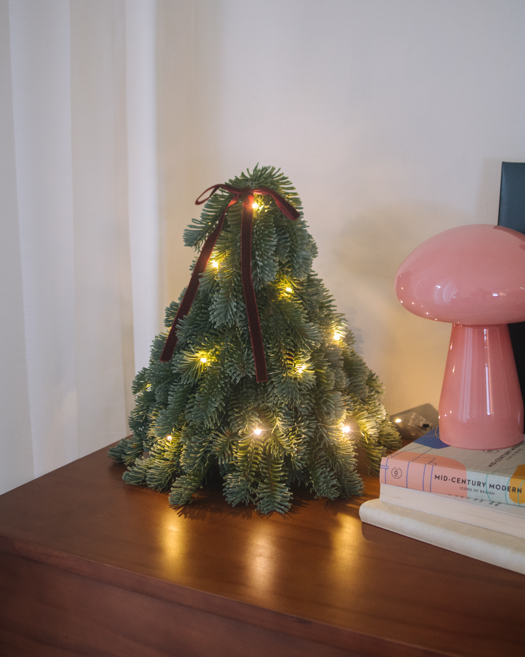 noble fir 仿真諾貝松聖誕小樹 30cm(附贈燈串、緞帶蝴蝶結)