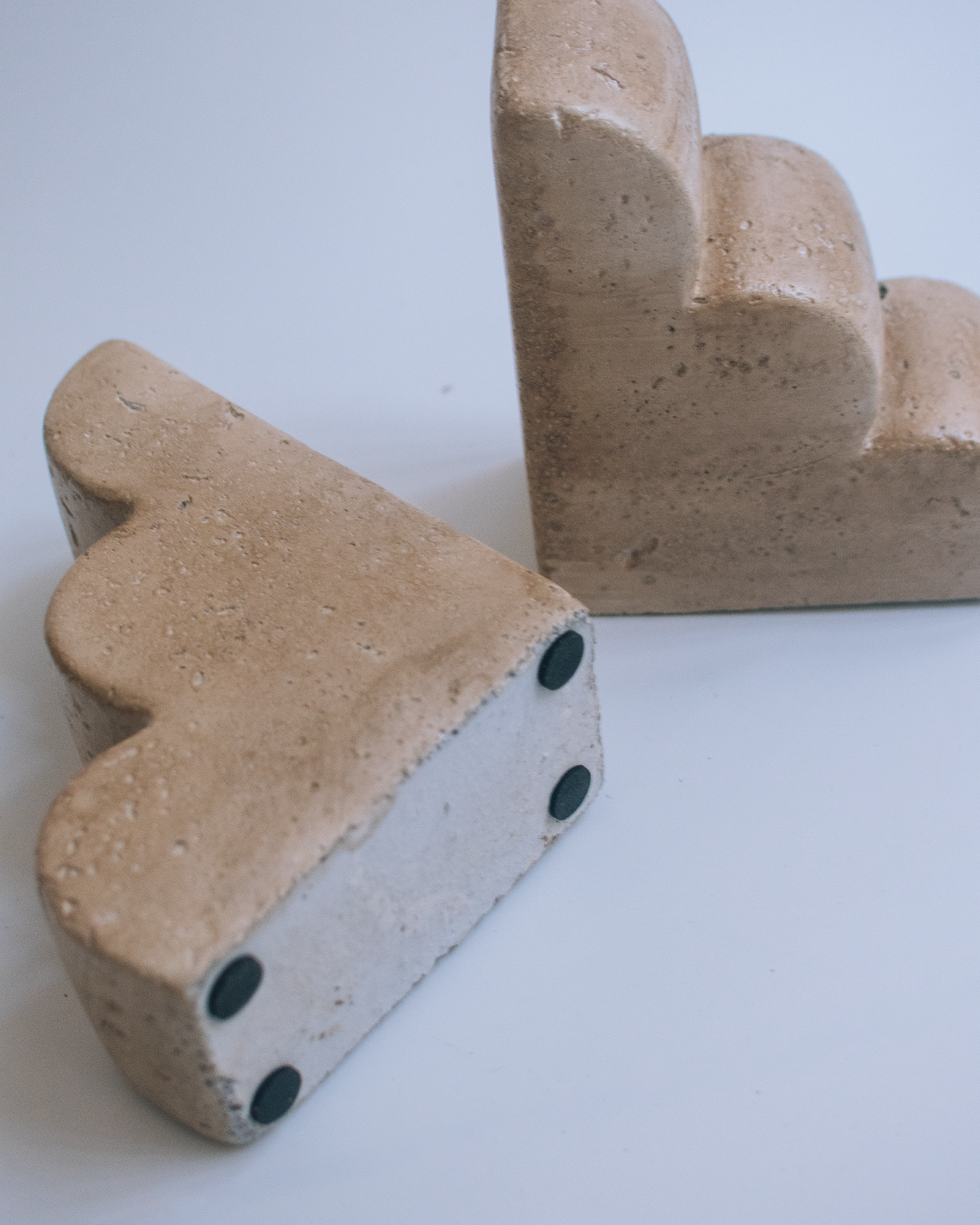 日本 nubo 雲朵仿舊石材書擋