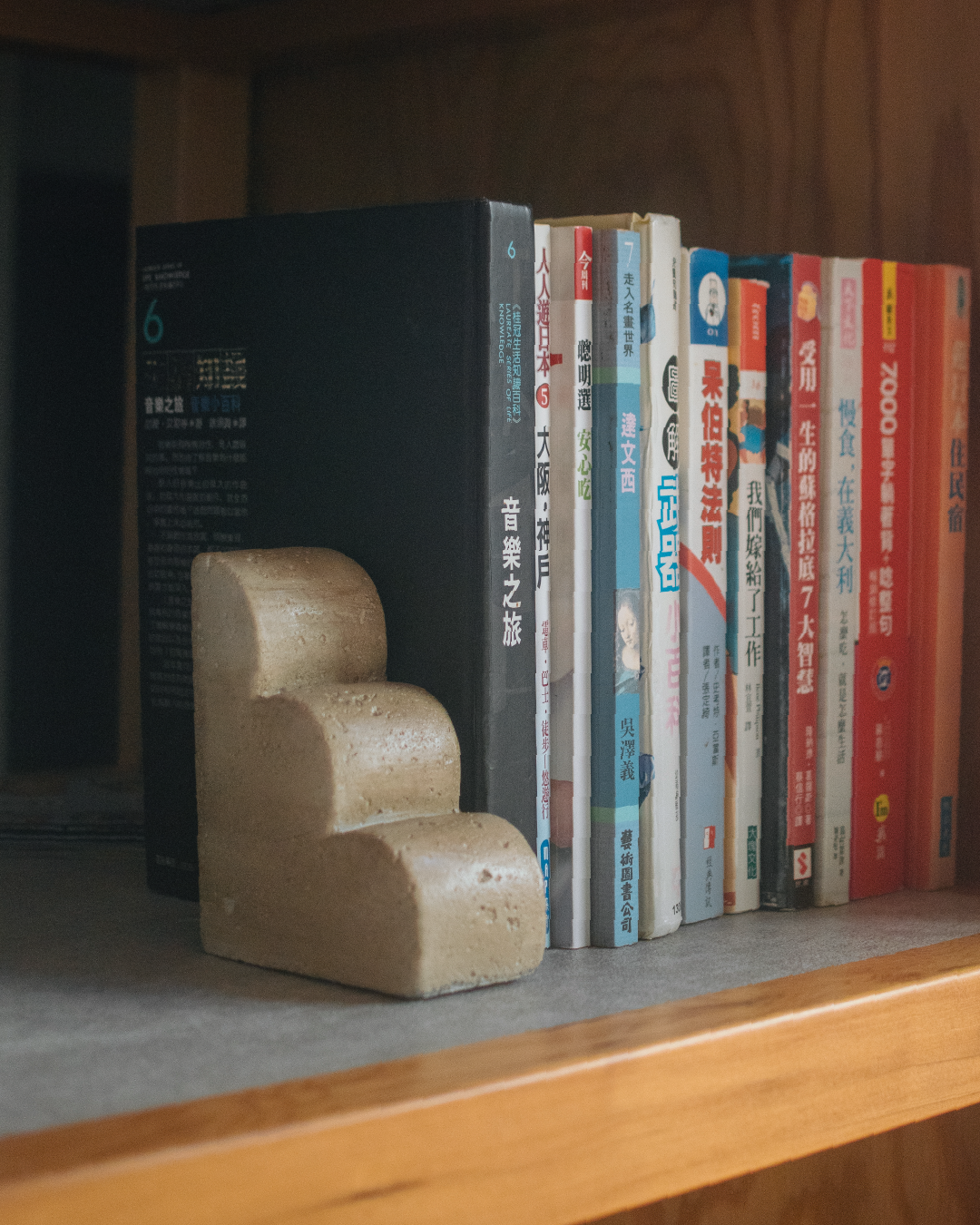 日本 nubo 雲朵仿舊石材書擋