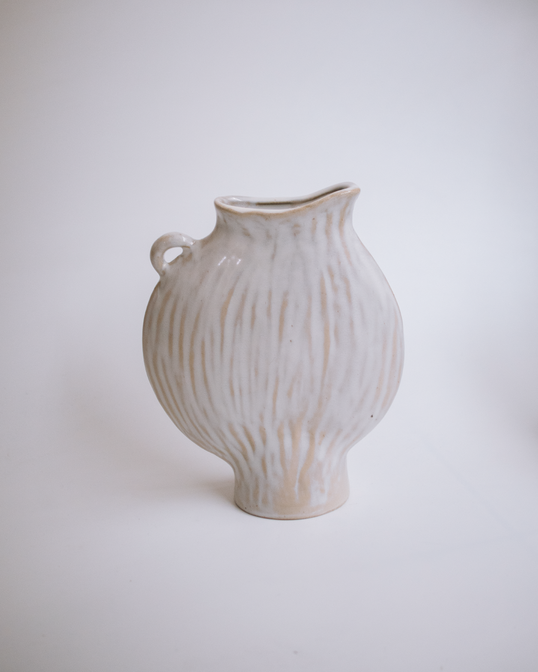 patung 立體紋路陶瓷花器 扁壺造型