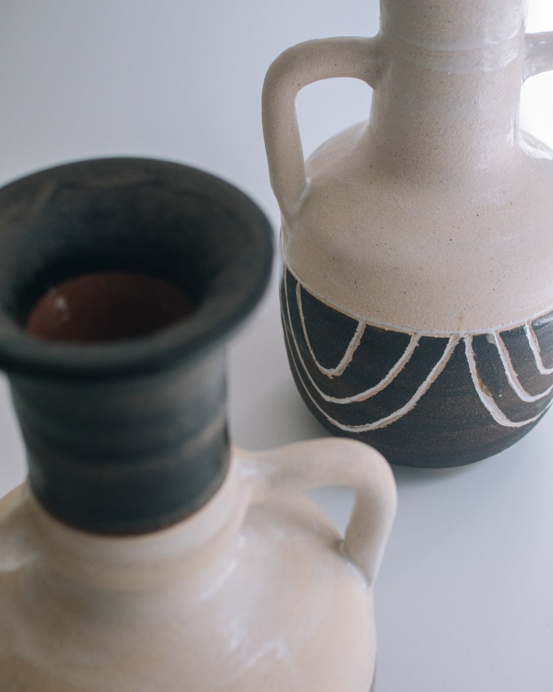 圖騰陶瓷花瓶 - surround