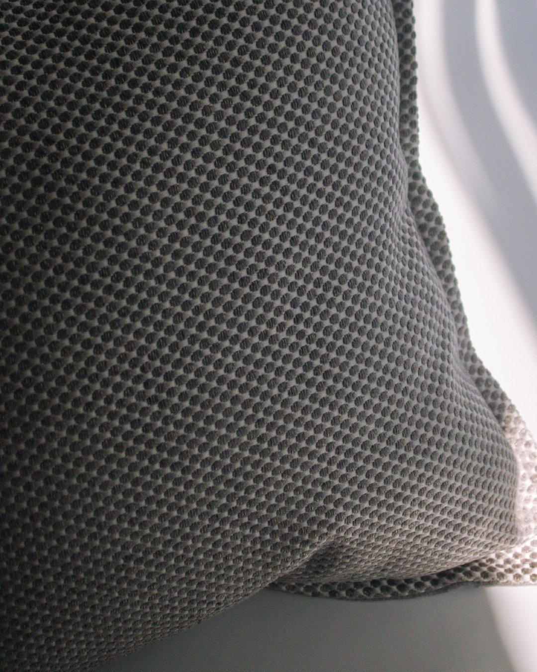 punti 圓點點針織抱枕 - surround co., ltd.