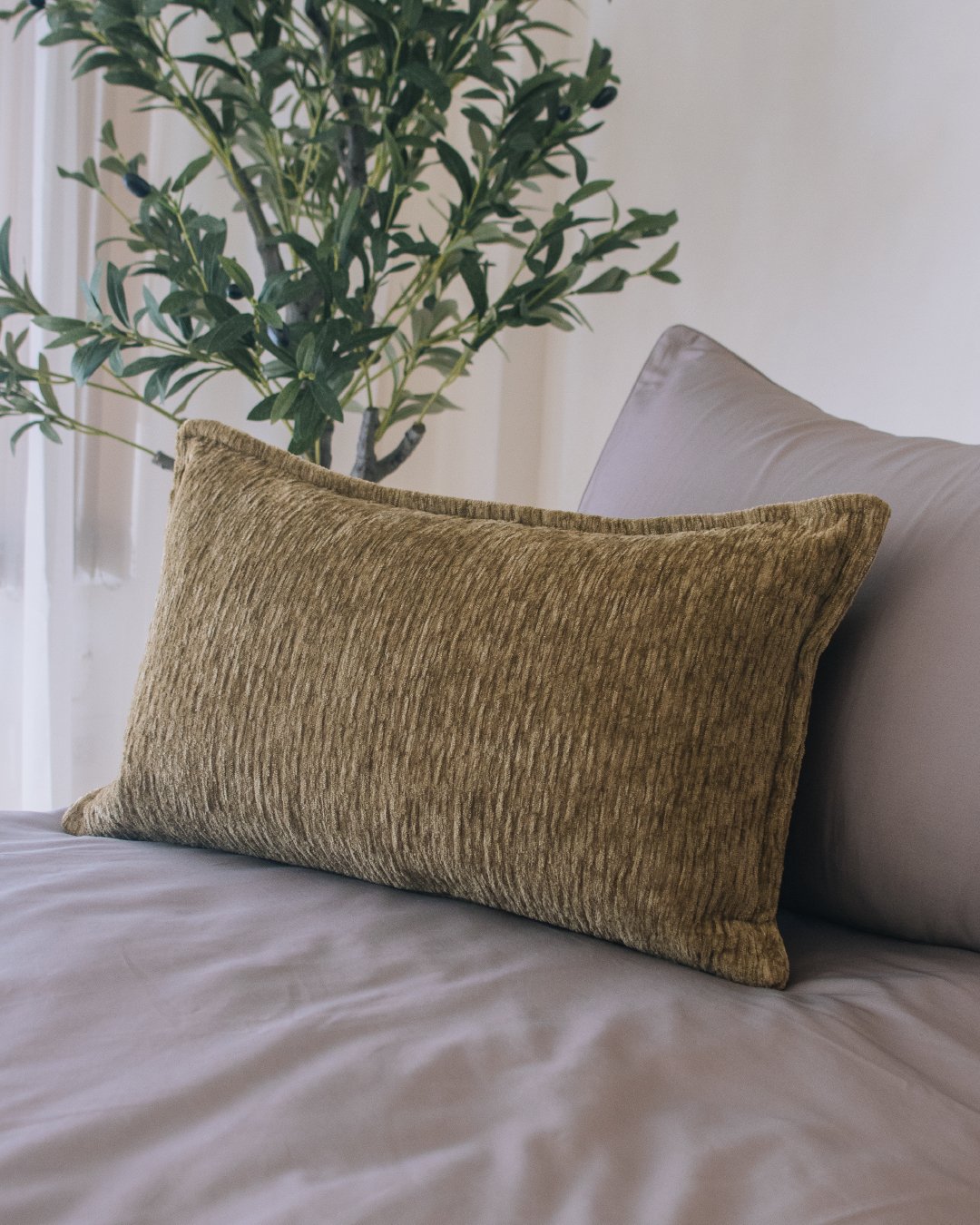 rimu 綠意雪尼爾絨面抱枕腰枕 - surround co., ltd.