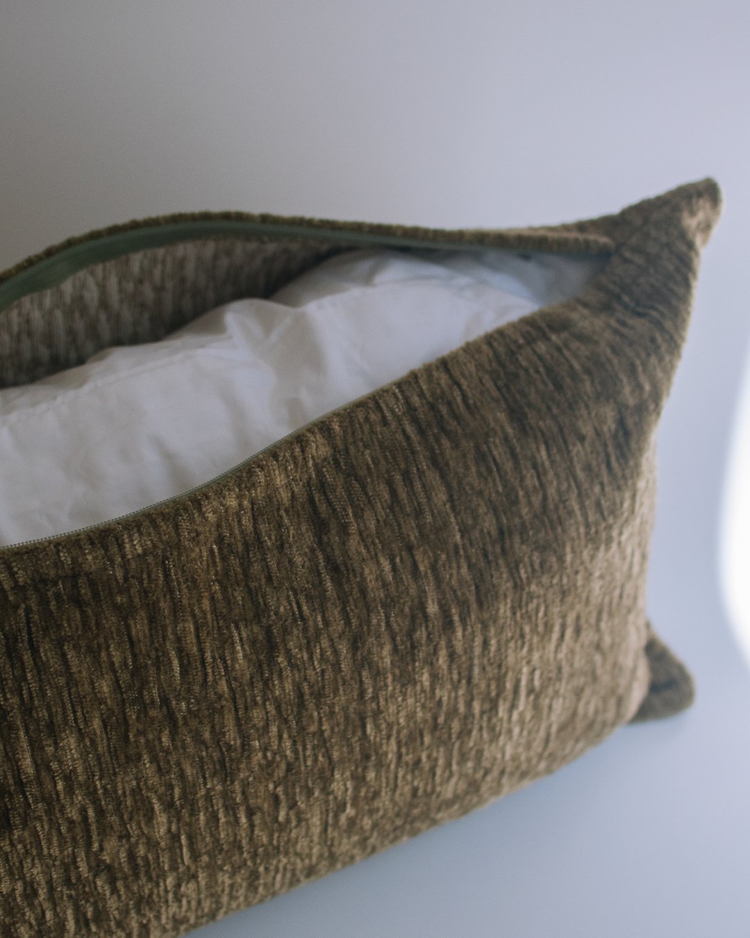 rimu 綠意雪尼爾絨面抱枕腰枕 - surround co., ltd.