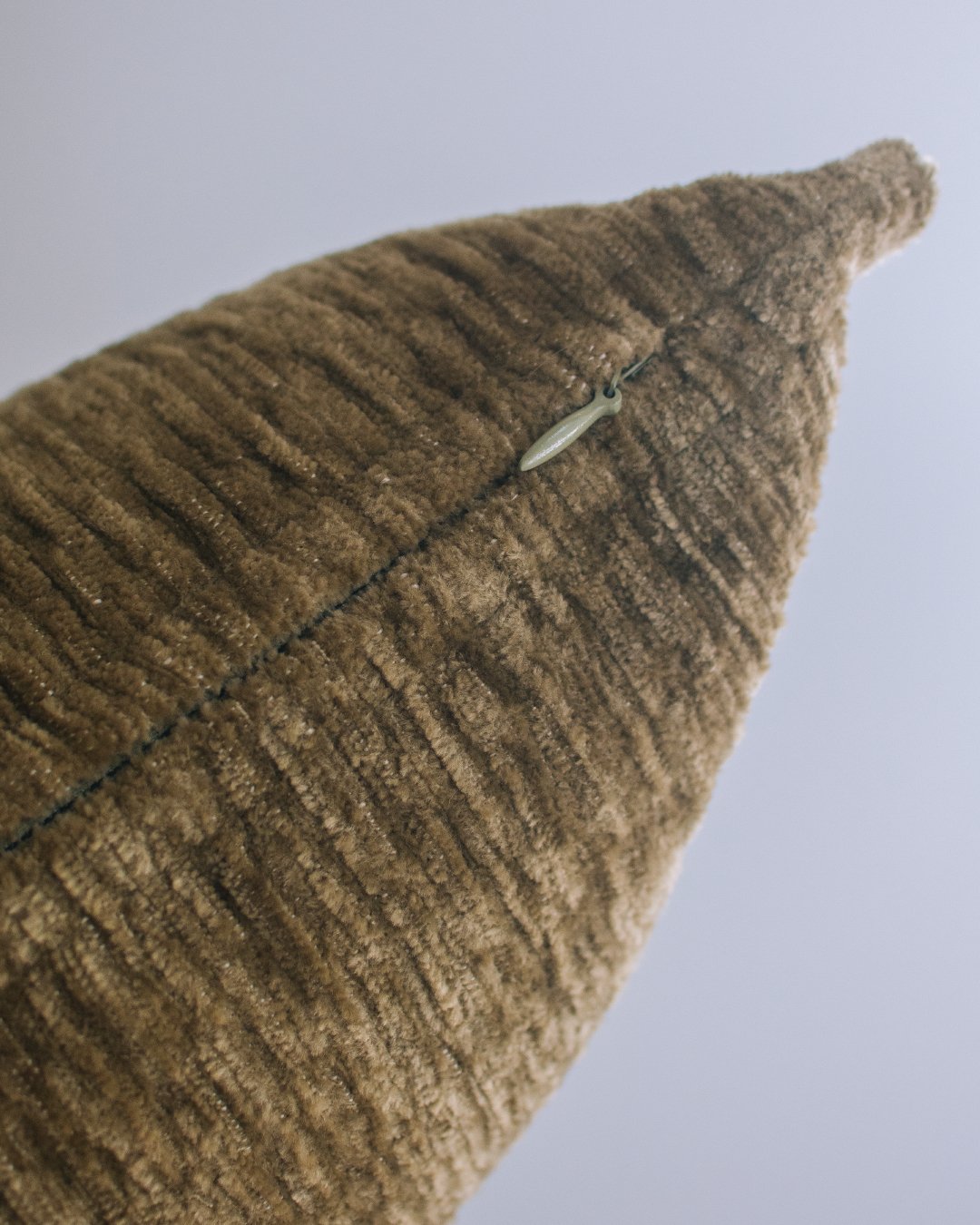 rimu 綠意雪尼爾絨面抱枕腰枕 - surround co., ltd.