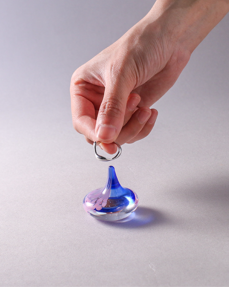 紅琉璃 透明日常系列・戒台（藍粉）