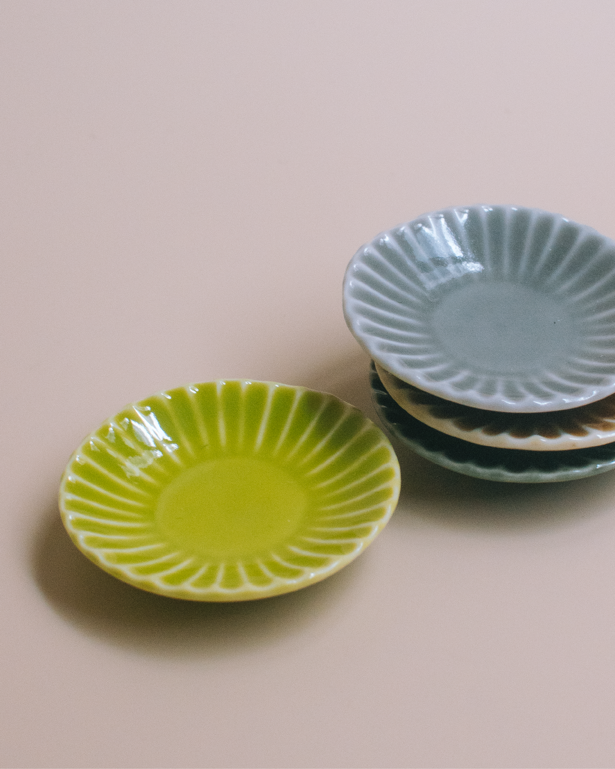 日本hana mamezara 瀨戶燒豆皿四入組| surround 是日家居 日本hana mamezara 瀨戶燒豆皿四入組| surround 是日家居
